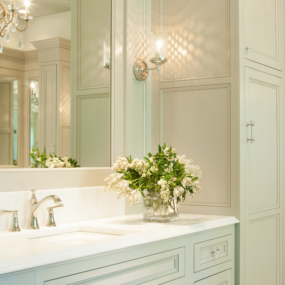 Bath Gallery | Mouser Cabinetry