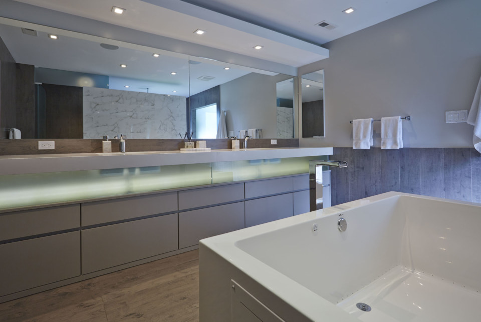 Florence in Laminate by Joseph & Associates