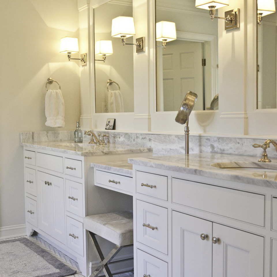 Bath Gallery | Mouser Cabinetry