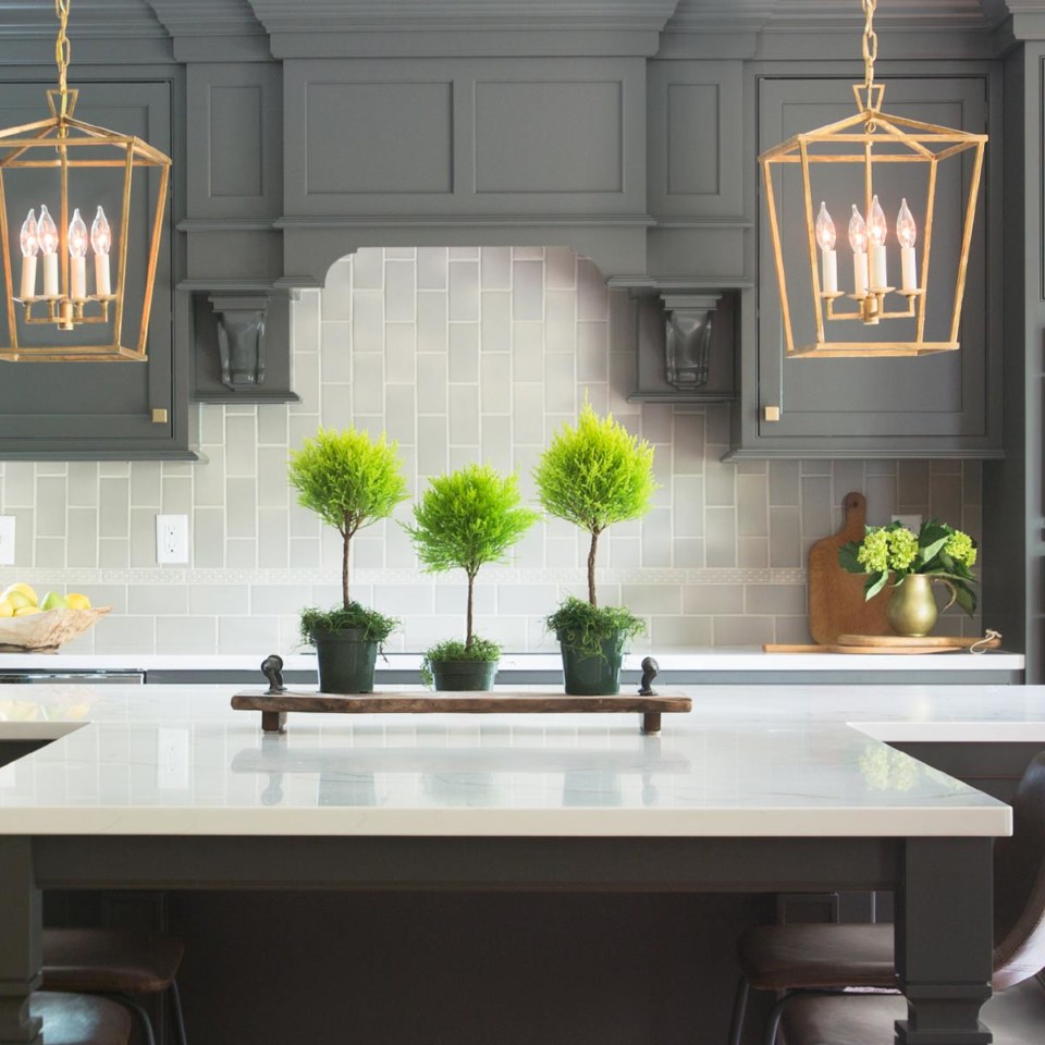 Design work by Karr Bick Design - Door Style: Plaza door Painted Maple Carbide