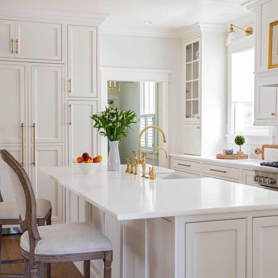 Door Style/Color: Plaza door Beaded Inset in Painted Maple Divinity (kitchen) and Reef (hutch) by @meverscustomkitchens