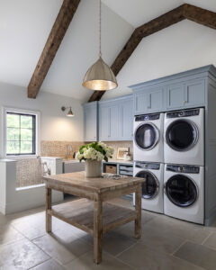 Designed by @AlysonDerryInteriors and Photo by MVP Detroit Door Style/Color: Richmond, Painted MDF Twilight Matte