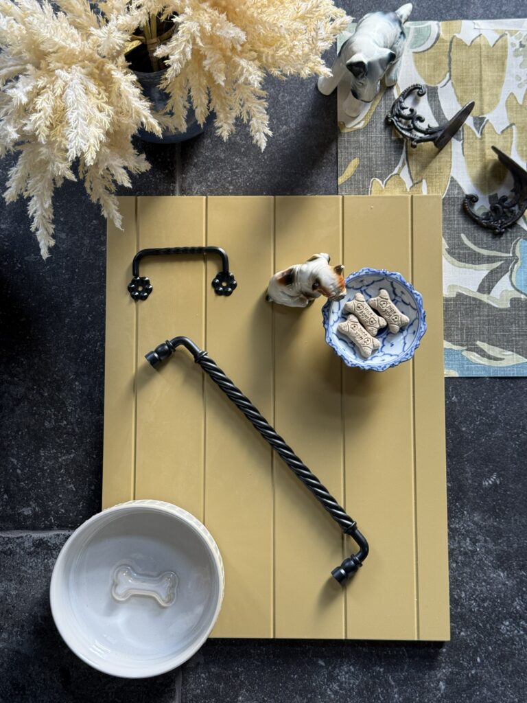 Inset Avalon V-Groove Duster Farrow and Ball