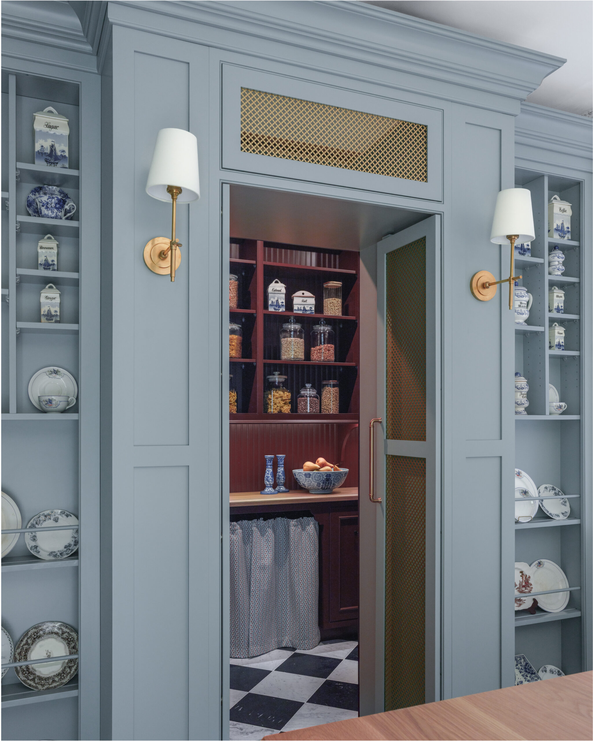 Portrait beaded inset Twilight with slab drawers-Showroom_Blue Kitchen08